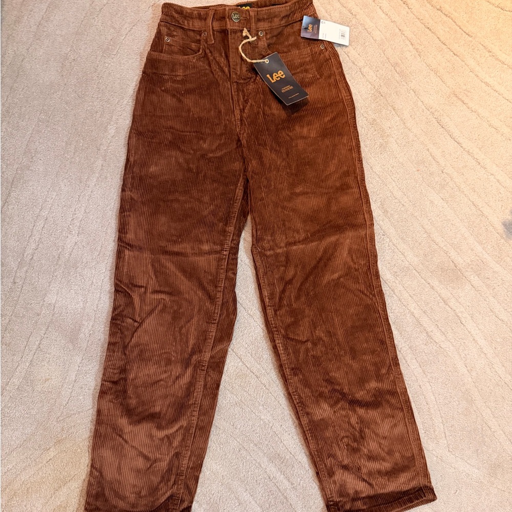 Lee Modern Vintage Corduroy High-Waist Pants